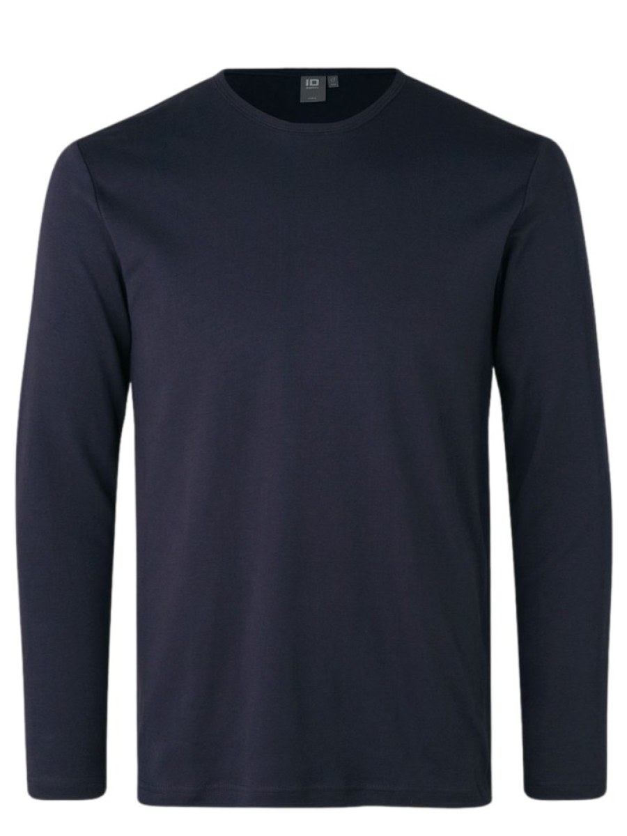 Long-sleeved T-shirt